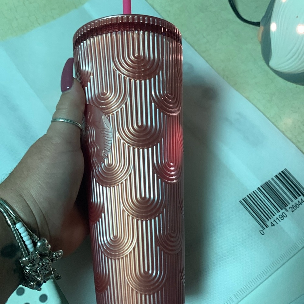 Pink/rose gold